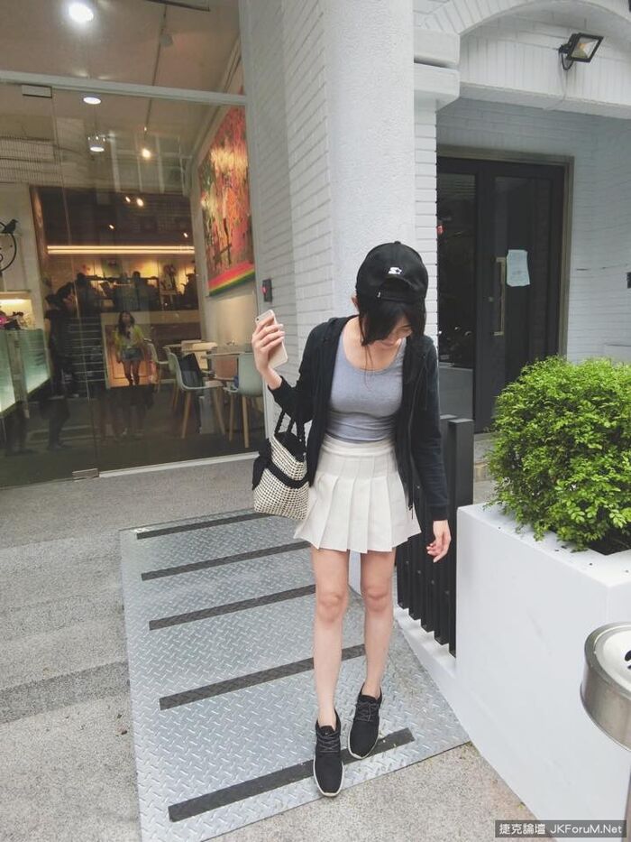 32D Beautiful Breasts Mi masa sister - 覃 邗 - a pre-sleep feeling low chest self-beat Attracting beautiful breasts! ! 33th image