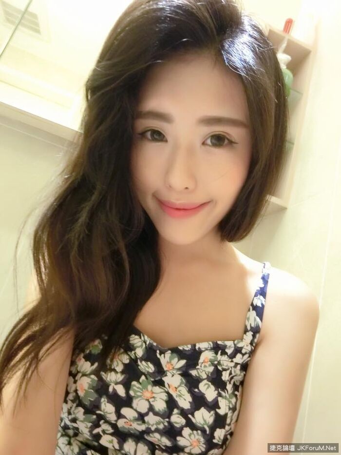 32D Beautiful Breasts Mi masa sister - 覃 邗 - a pre-sleep feeling low chest self-beat Attracting beautiful breasts! ! 5th image