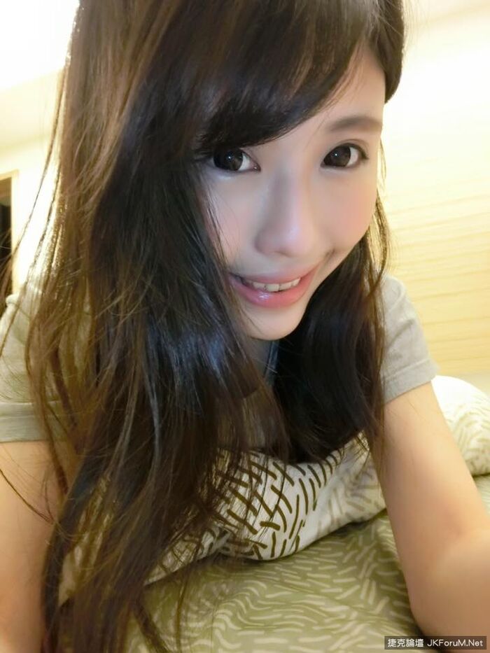 32D Beautiful Breasts Mi masa sister - 覃 邗 - a pre-sleep feeling low chest self-beat Attracting beautiful breasts! ! 9th image