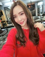 周妍杏Angeline Chou性感爆乳洋裝  沈甸甸大肉彈藏不住