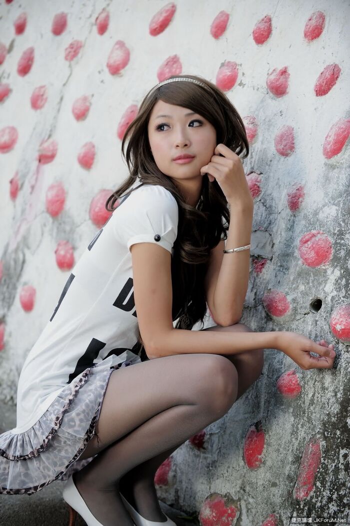 Sister Pale Thigh (17P) 16th image