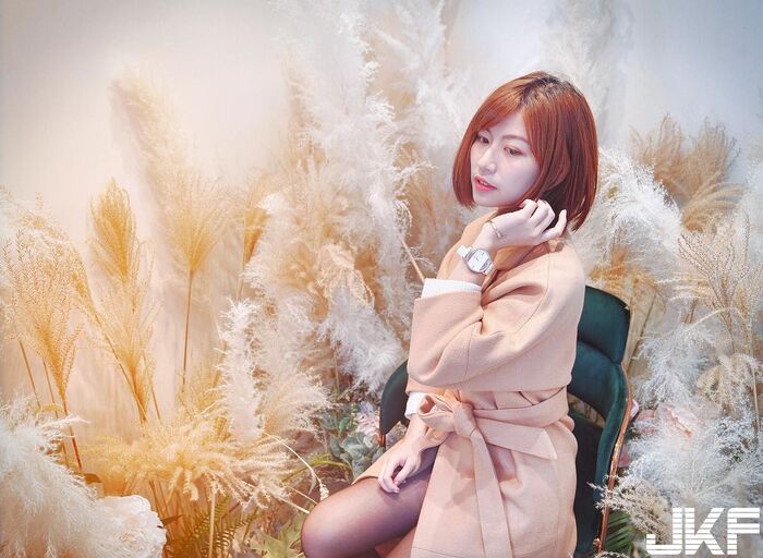 短髮正妹 Wendy Lin 一邊肩帶滑落留給人無限想像空間 16th image