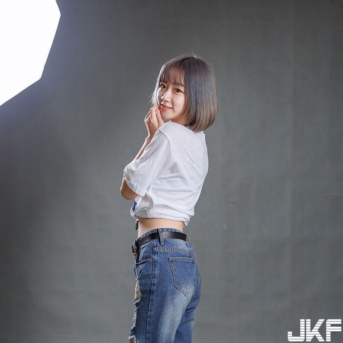 17正妹直播主 Soft Candy 阮糖 短髮熱褲特別誘人 13th image