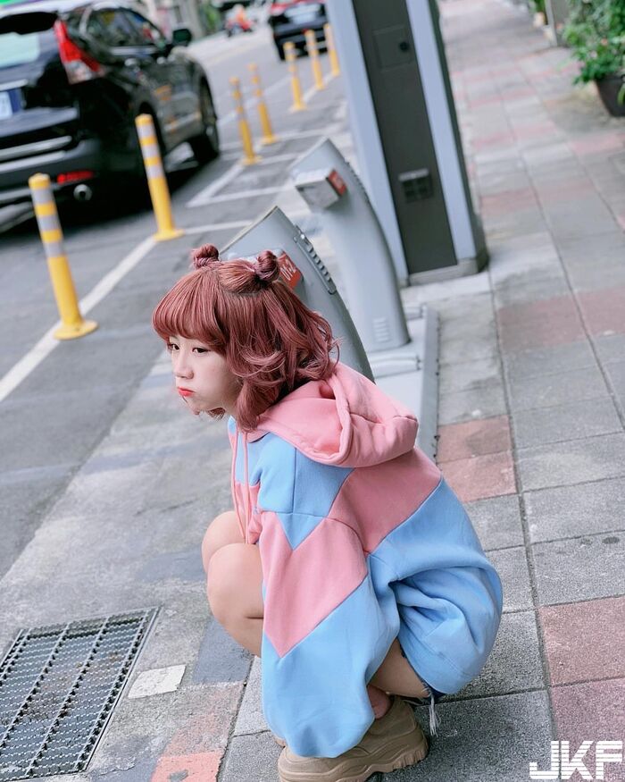 17正妹直播主 Soft Candy 阮糖 短髮熱褲特別誘人 3th image