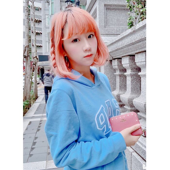 17正妹直播主 Soft Candy 阮糖 短髮熱褲特別誘人 8th image