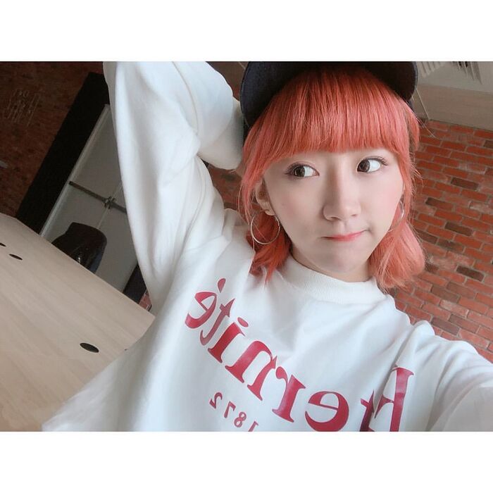 17正妹直播主 Soft Candy 阮糖 短髮熱褲特別誘人 9th image