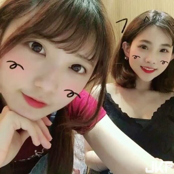 甜美正妹 Chou Ya-Wei 清新的氣質遮不住美好的身材 8th image
