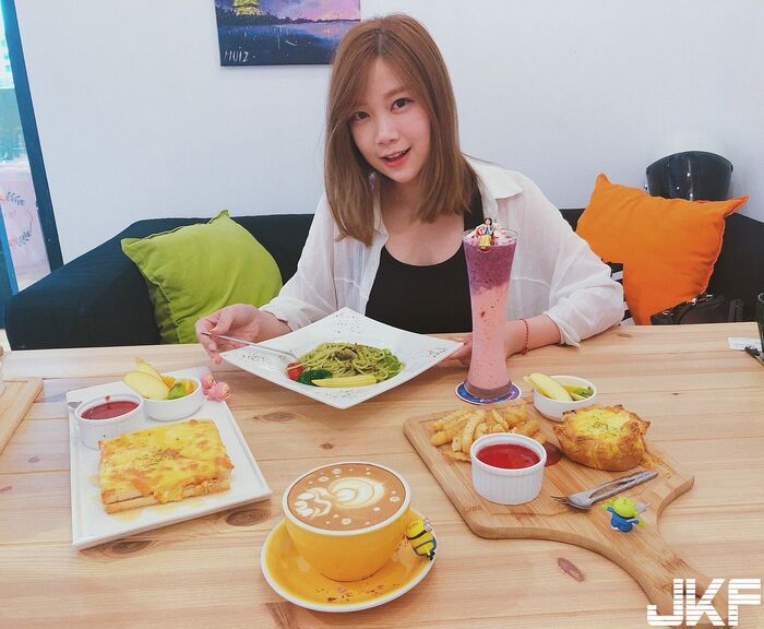 IG正妹 楊雅妤  超白皙正妹讓人無法不看阿 12th image