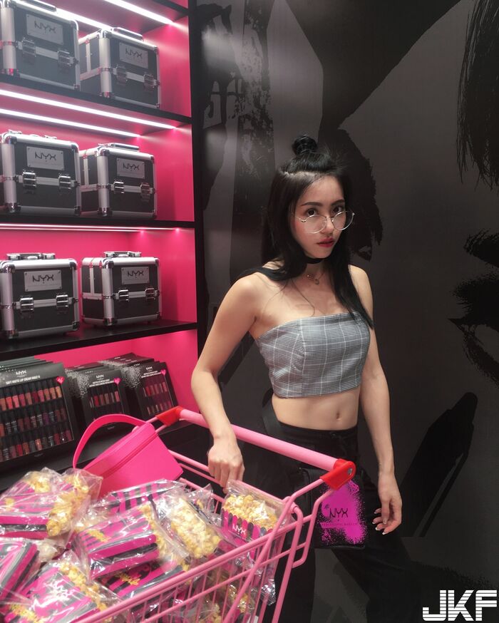 翹臀正妹 Livy 活動遇見這屁股一看就知道練過的 11th image