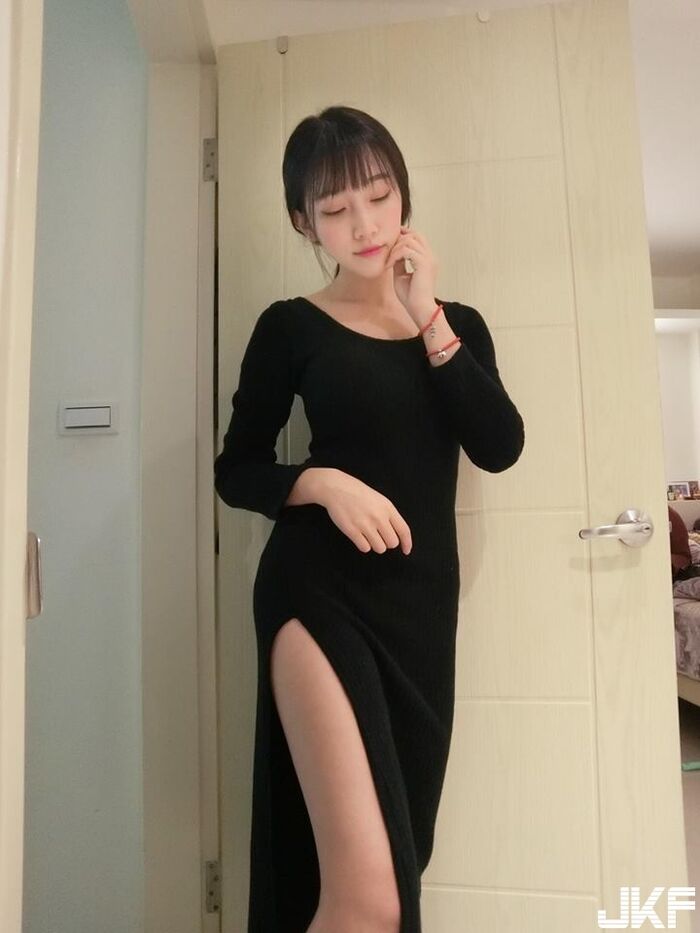常法正妹 劉萱 網友：奶量很飽滿 3th image