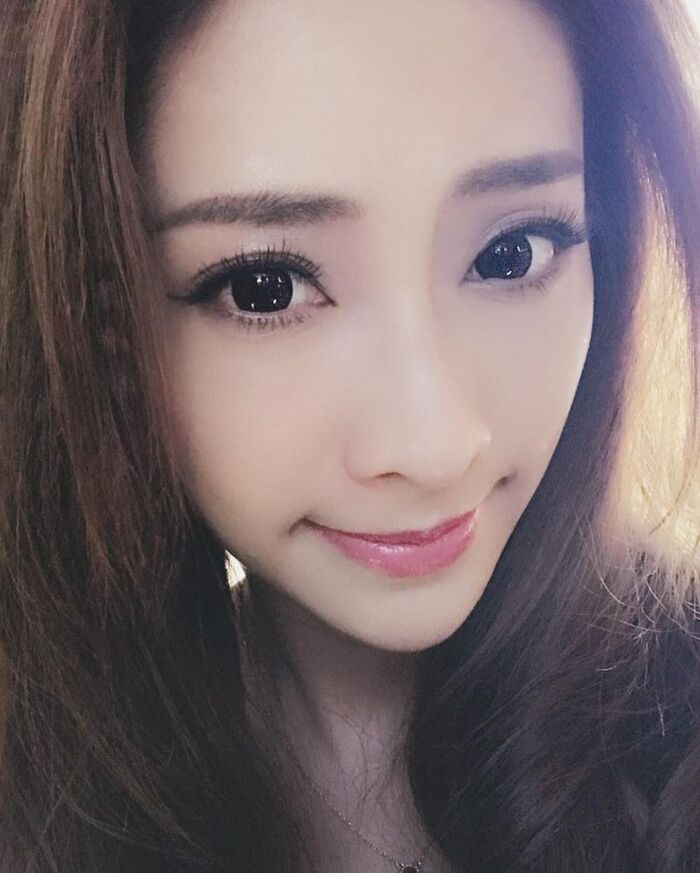 Carina Lee 18th image