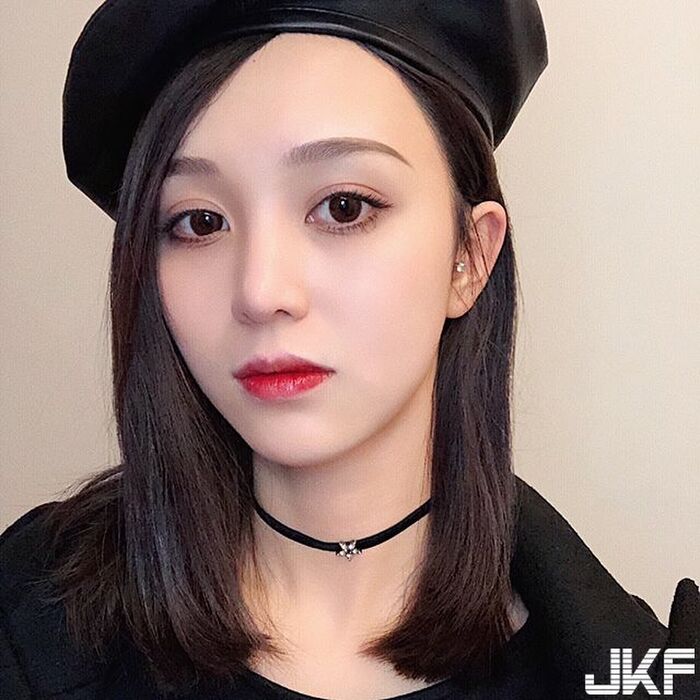 美腿女神 Crystal Lee 路上捕捉美背翹臀正妹 17th image