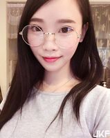 Masase 咪 Julia Low Chest Deep Groove Thigh Dew Root Part