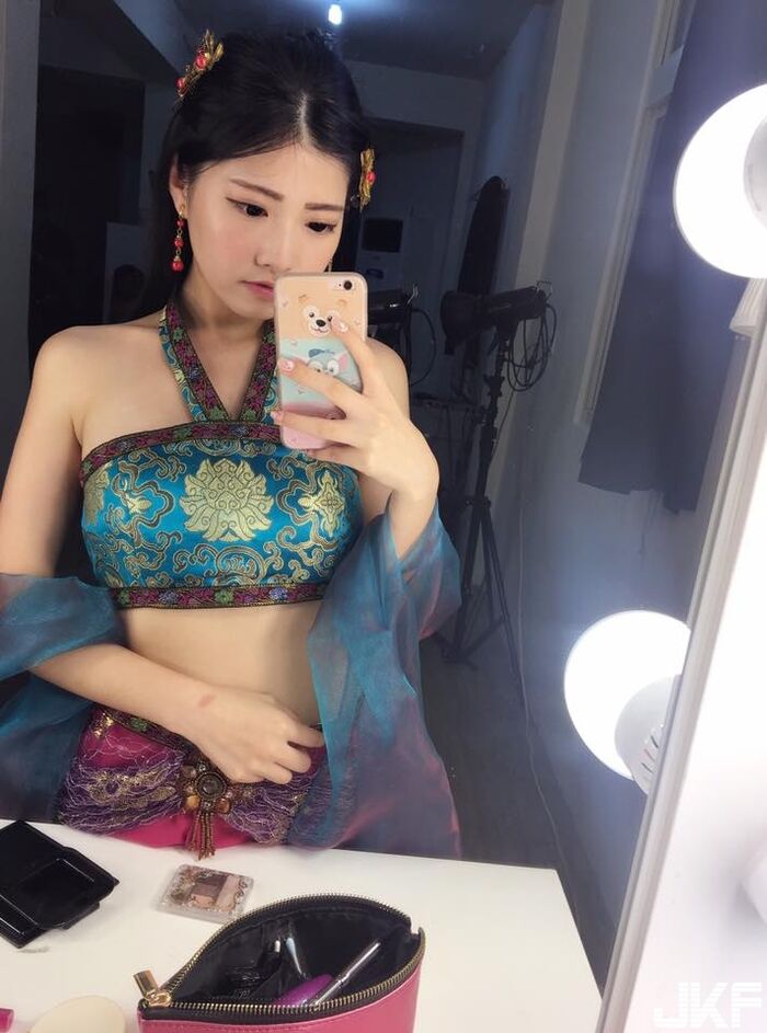 舒舒 SuSu 鄰 female 孩 super high 顏讓 person over-forgotten! 14th image