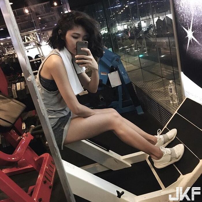 Ki-quality beauty Pei Oi Old copper color skin 膚 Japanese long body material 讓 person's heart jump acceleration 7th image