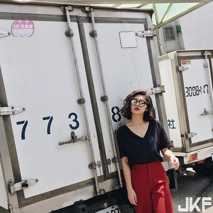 Ki-quality beauty Pei Oi Old copper color skin 膚 Japanese long body material 讓 person's heart jump acceleration 8th image
