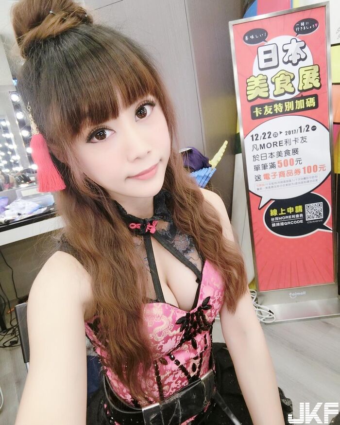 無雙樂團可愛女孩溫盈鈞 ! 黑長直加上動人大眼! 8th image