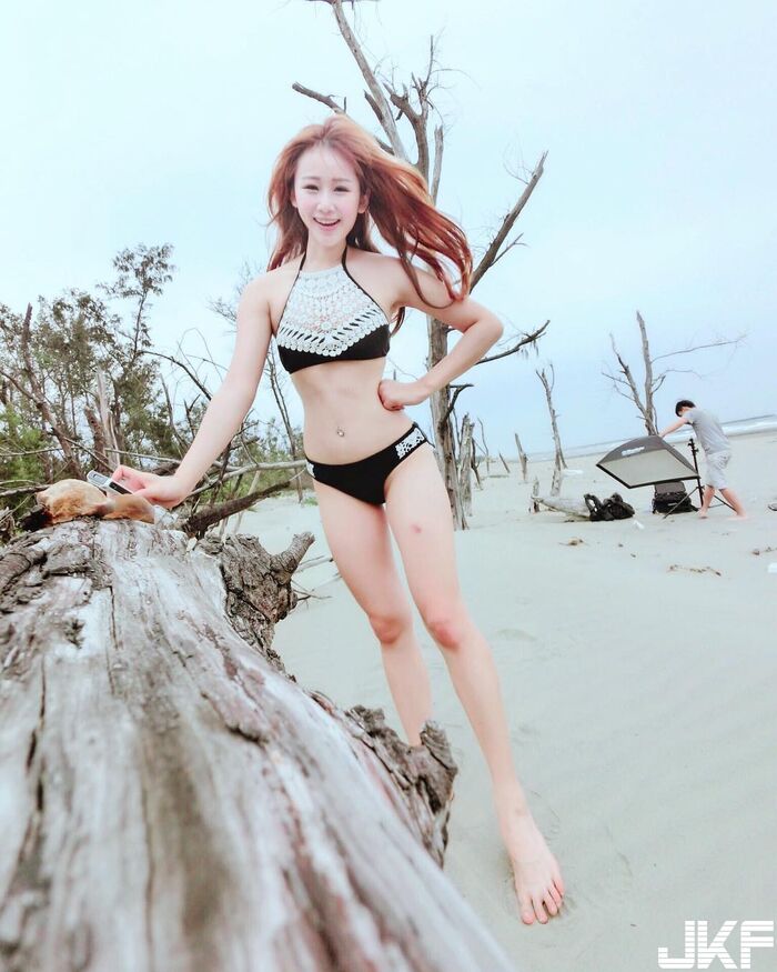 Beautiful breasts翹 buttocks 孩 - Hayashi 榆 - Machine large-eye 酥 chest and soul - 6th image