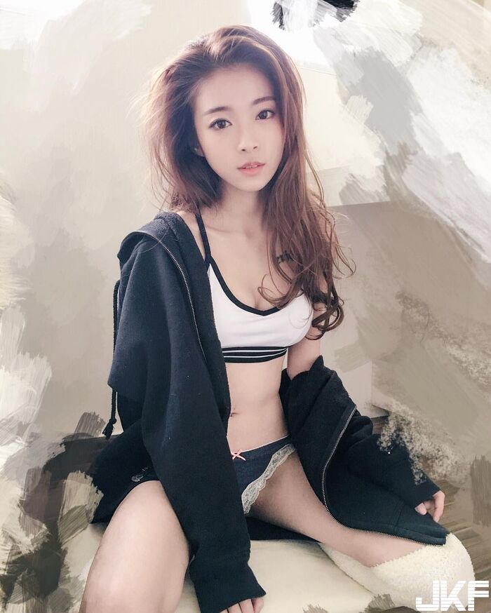 Angel 點 to open the first time ~ 9th image