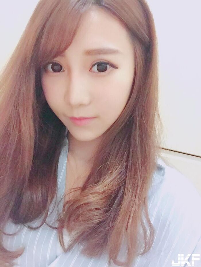 麥 勞 unexpected 撞 female clerk 羿 Aya 她 a heart-楞 沒 專 點 啊 12th image