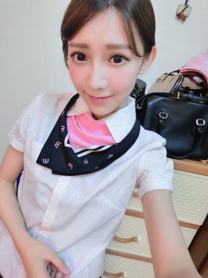 麥 勞 unexpected 撞 female clerk 羿 Aya 她 a heart-楞 沒 專 點 啊 18th image