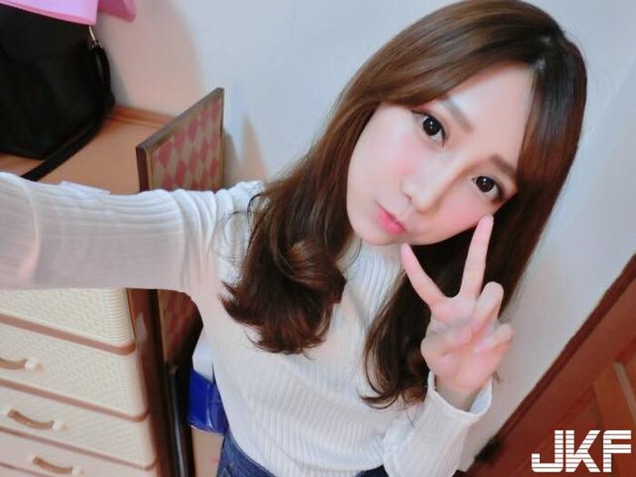 麥 勞 unexpected 撞 female clerk 羿 Aya 她 a heart-楞 沒 專 點 啊 2th image