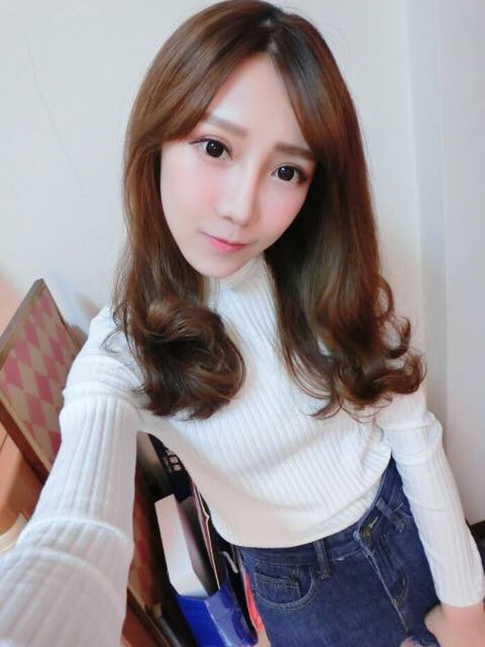 麥 勞 unexpected 撞 female clerk 羿 Aya 她 a heart-楞 沒 專 點 啊 3th image
