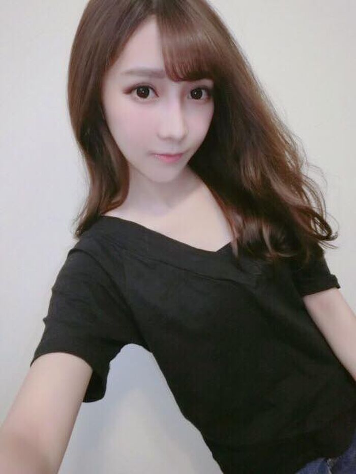 麥 勞 unexpected 撞 female clerk 羿 Aya 她 a heart-楞 沒 專 點 啊 4th image