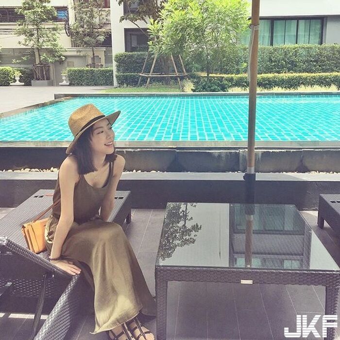 Nurse Sabrina white 皙 long thigh upheaval - Refreshing ki quality 讓ga senri outside listening - 8th image