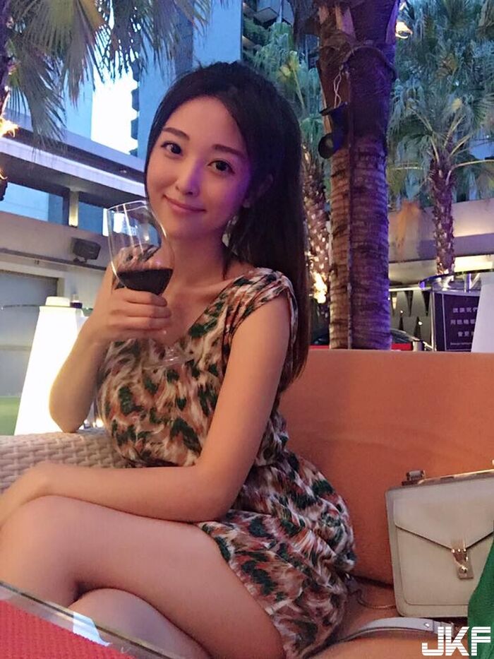 AI CHU TSAI  台中某生煎包超甜美店員！看了口水直流阿！ 15th image