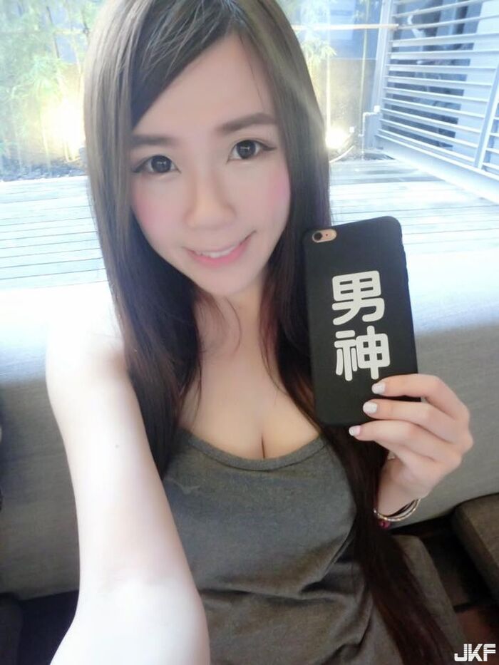 Who is the key to small 貓咪 small? 4th image