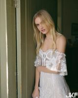 Kim 髮 Indigo Eye Mark Sister Alberte Valentine Inverted Heavenly Long Thigh + 酥 Chest Super Inviter ...