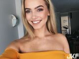 海邊的辣妹 Nerizepeyper  這個腹肌八字奶 讓人抓狂