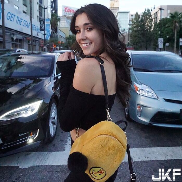 超美正妹 Audrey Bradford 這個才是極品身材 又翹又正 3th image
