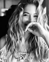Doutzen Kroes 甜美笑容 性感人妻 超誘人...