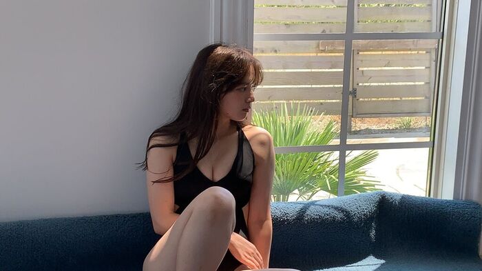 Amazing facial deviation value, Saki Hatano, big ass show off! The unbalanced big ass of the swimsuit gravure image is really amazing! 30th image