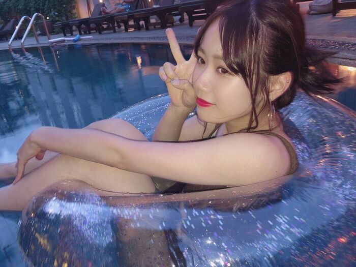 AKB48 Team 8 Hatbe Arina Shocks Bikini Swimsuit! '48G photo collection selection event' pred with style preeminent white bikini appearance image! 10th image