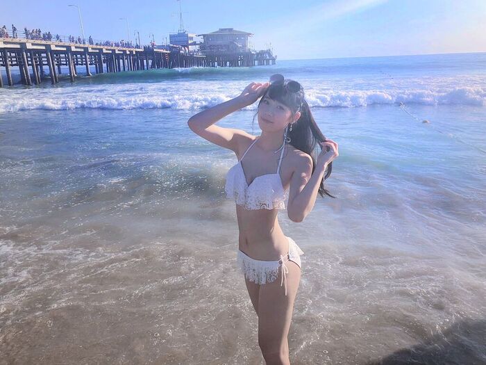 AKB48 Team 8 Hatbe Arina Shocks Bikini Swimsuit! '48G photo collection selection event' pred with style preeminent white bikini appearance image! 4th image